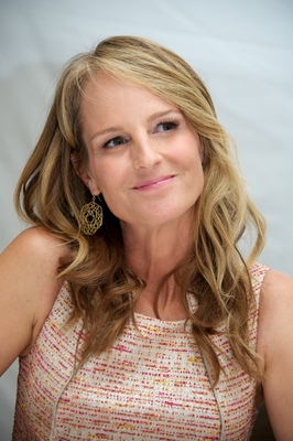 Helen Hunt Mouse Pad G558380