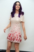Katy Perry Longsleeve T-shirt #990395