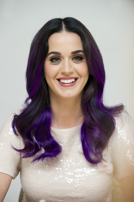 Katy Perry puzzle G561854