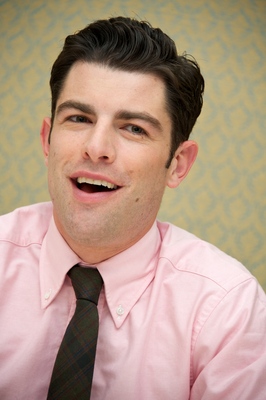Max Greenfield Poster G562229