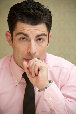 Max Greenfield Poster G562232