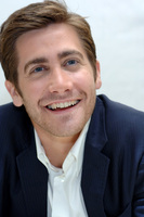 Jake Gyllenhaal hoodie #990790
