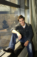Jake Gyllenhaal hoodie #990859