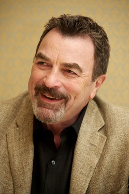 Tom Selleck puzzle G562657