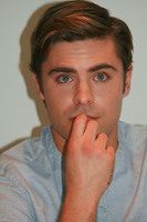 Zac Efron Mouse Pad G562860