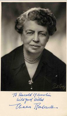 Eleanor Roosevelt Mouse Pad G563141