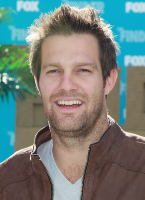 Geoff Stults Mouse Pad G563765