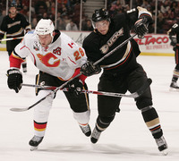 Robyn Regehr Mouse Pad G564243