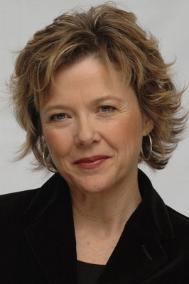 Annette Bening puzzle G565258