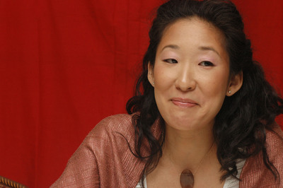 Sandra Oh Mouse Pad G565603