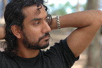 Naveen Andrews Longsleeve T-shirt #994601
