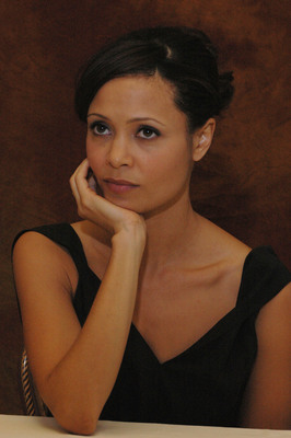 Thandie Newton Mouse Pad G567327