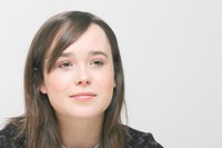 Ellen Page Mouse Pad G568953