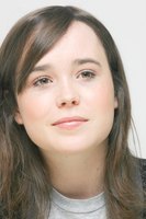 Ellen Page Mouse Pad G568955