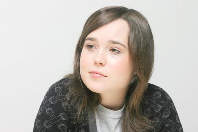 Ellen Page Mouse Pad G568970