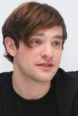 Charlie Cox Poster G569571