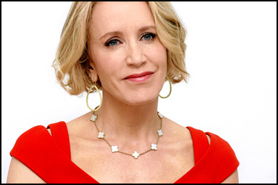 Felicity Huffman puzzle G569928