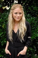Mary-Kate Olsen hoodie #1000382