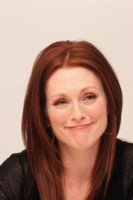 Julianne Moore Mouse Pad G57199