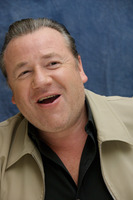 Ray Winstone Mouse Pad G572443