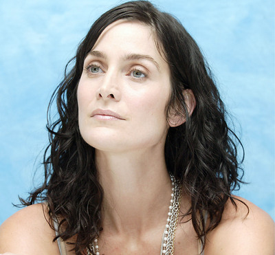 Carrie-Anne Moss Poster G574978
