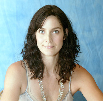 Carrie-Anne Moss Poster G574983