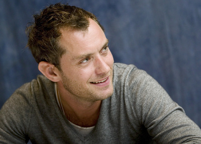Jude Law Poster G575526