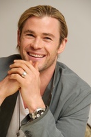 Chris Hemsworth tote bag #G578169