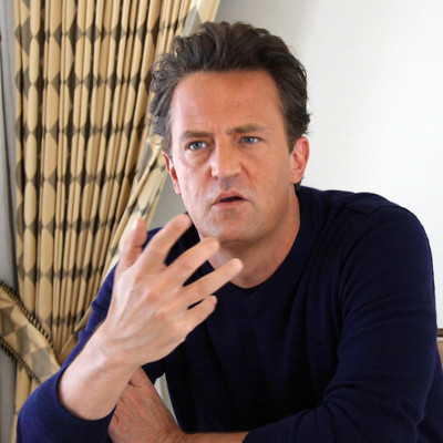 Matthew Perry mug #G579502