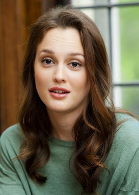 Leighton Meester Mouse Pad G580183