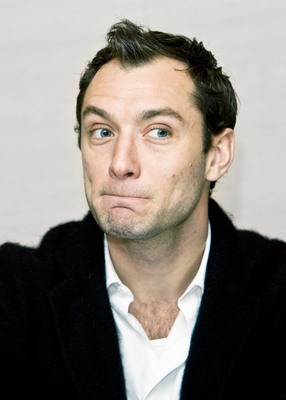 Jude Law Poster G585217