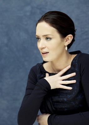 Emily Blunt Stickers G585378