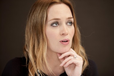 Emily Blunt Stickers G585383