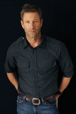 Aaron Eckhart Mouse Pad G585979
