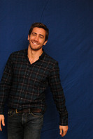 Jake Gyllenhaal sweatshirt #1015686