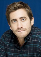 Jake Gyllenhaal Longsleeve T-shirt #1015700