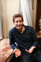 Jake Gyllenhaal sweatshirt #1015707