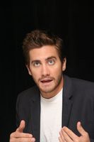 Jake Gyllenhaal sweatshirt #1015733