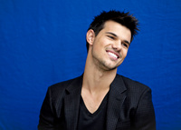 Taylor Lautner Mouse Pad G586947