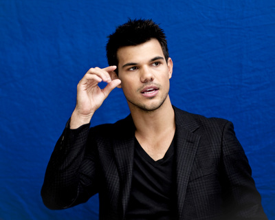Taylor Lautner Mouse Pad G586958