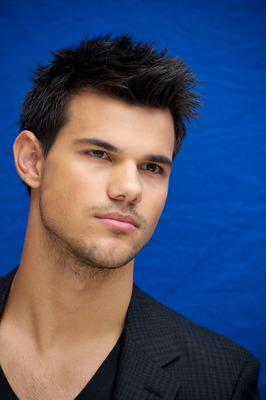 Taylor Lautner Mouse Pad G586971