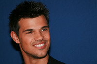 Taylor Lautner Mouse Pad G586987