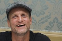 Woody Harrelson Mouse Pad G587201