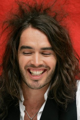 Russell Brand Poster G592464