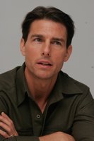 Tom Cruise sweatshirt #1023661