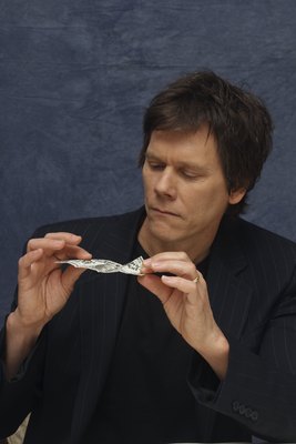 Kevin Bacon puzzle G600440