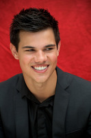Taylor Lautner hoodie #1030674