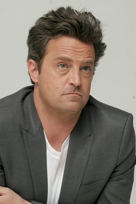 Matthew Perry puzzle G601682