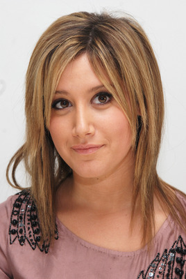 Ashley Tisdale Stickers G604677