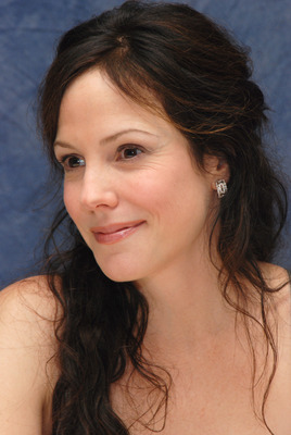 Mary Louise Parker puzzle G605247